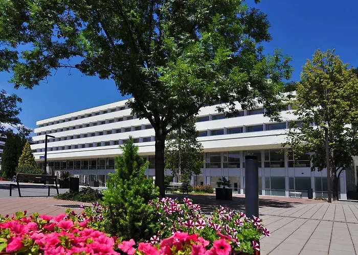 Hotel Krym 3*